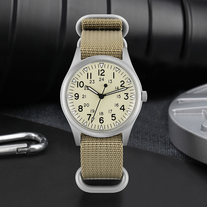 Militado ML07 Quartz Watch VH3 - đánh giá và giá Rolex Watch Submariner